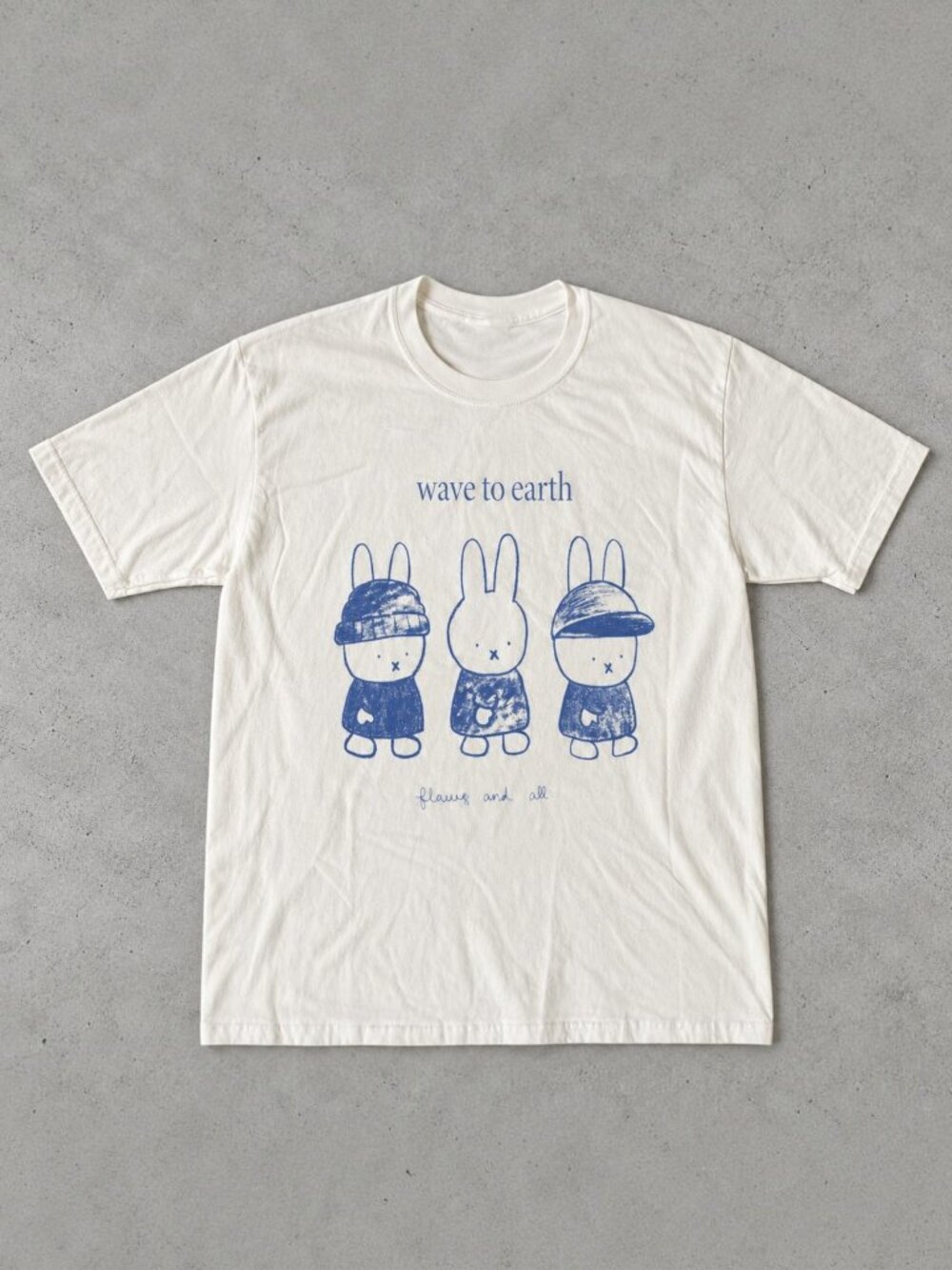 Gildan Wave to Earth Bunny Trio White Graphic T-Shirt